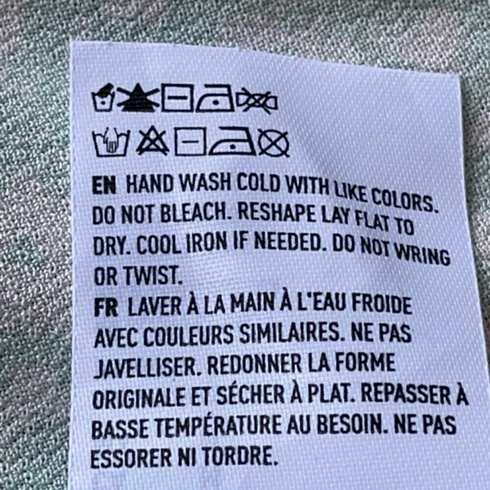 AMERICAN EAGLE Flutter Sleeve Button Up Top - Siz… - image 8